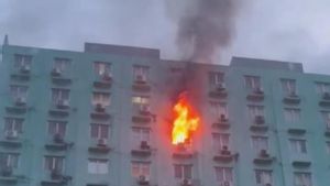 Damkar Sebut Kebakaran di Apartemen City Park Cengkareng Akibat Tabung Gas Bocor