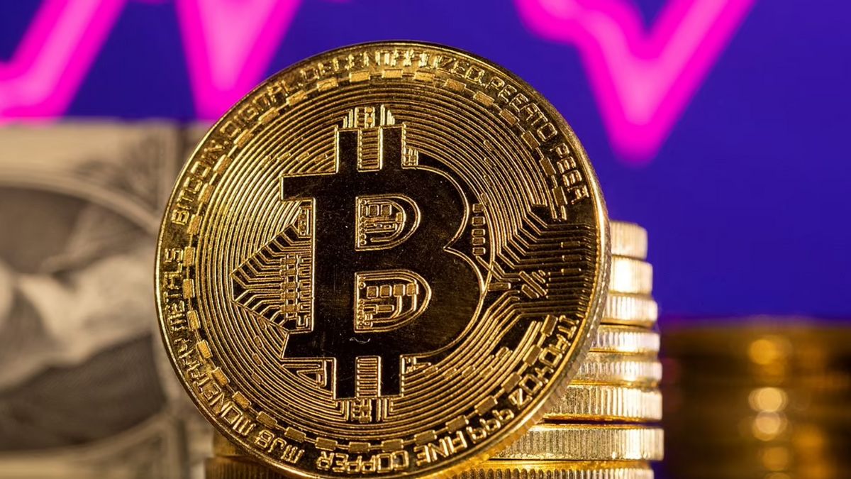 على الرغم من انخفاض السعر ، إلا أن Bitcoin تتضاءل أكثر بنموذج "ممر الحقوق القوية"