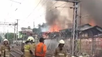 21 Petakan Houses In Gunung Sahari Burnt, Firefighters Call Fire Sources From Pharmacies