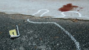 Darah Mengucur dari Kepala Nenek 71 Tahun usai Dihajar Balok Kayu Perampok Emas Situbondo