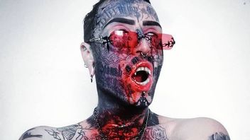 Cette Tatoueuse Est Obsédée Par Les Vampires, Découvrez Son Art Corporel Mystérieux