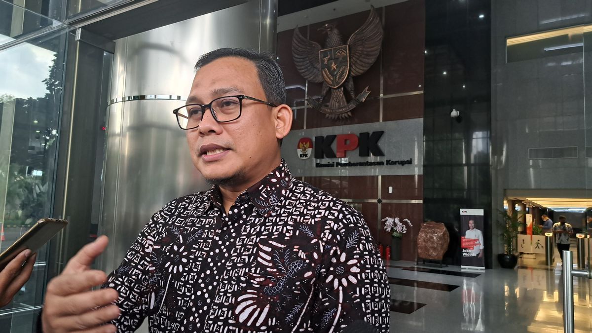 KPK Asks Lukas Enembe To Explain Evidence Of Confiscated Documents