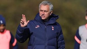 Saham Roma Naik Lebih dari 21 Persen Usai Tunjuk Mourinho sebagai Pelatih