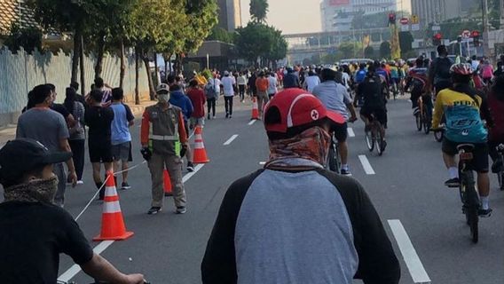 Ramai Warga Olahraga di Bundaran HI, Satpol PP: Mereka Taat Protokol Kesehatan