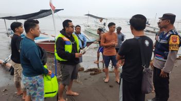 Bawa Penumpang Lihat Lumba-lumba di Buleleng Bali, Nelayan di Bali Tewas Terjatuh dari Perahu Jukung