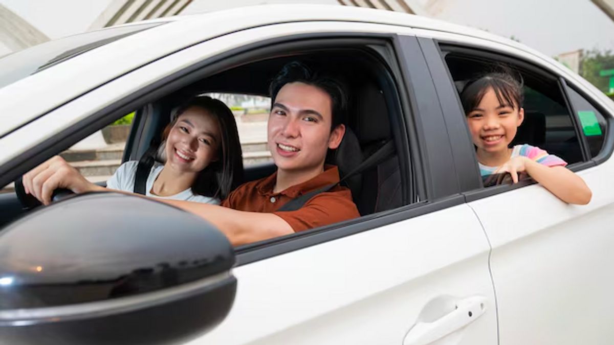 Home Together with Children? IDAI reminds the importance of vaccination and car seats