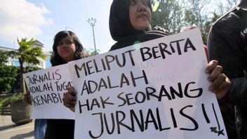 non pas d'anticritis : retire les journalistes contre la loi sur la presse