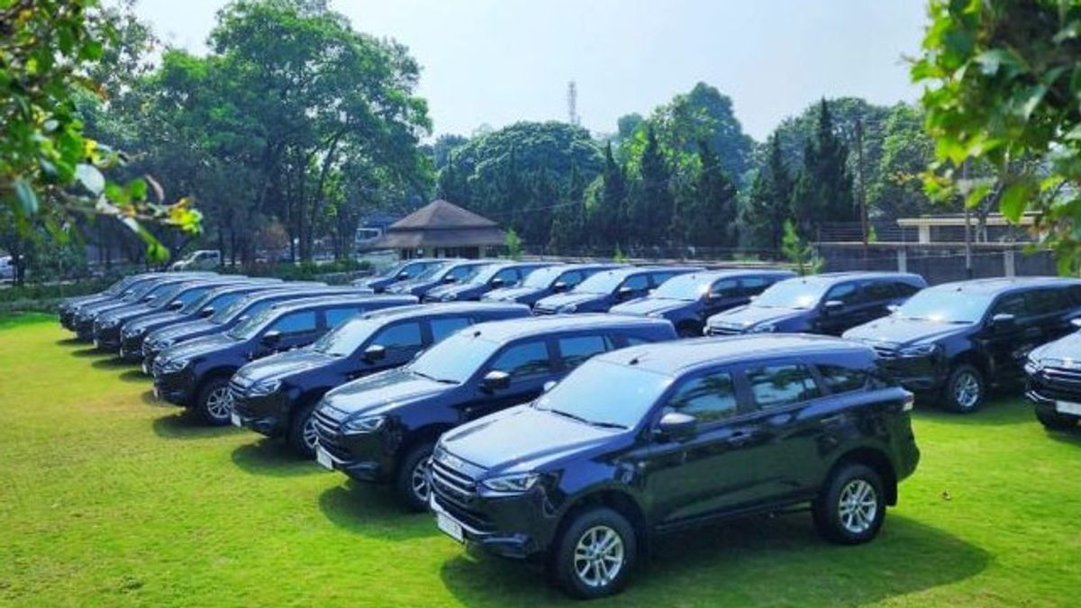 Unggul di Medan Ekstrem, Isuzu Mu-X 4x4 Dipercaya sebagai Kendaraan Operasional Perhutani