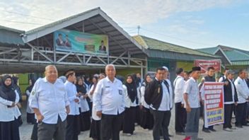 Tak Becus, Arogan dan Sering Berkata Kasar, Ratusan Pegawai Kemenag HSS Kalsel Desak Rusmadi Angkat Kaki
