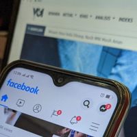 Cegah Penyebaran Virus Corona Karyawan Facebook dan Amazon Remote Working