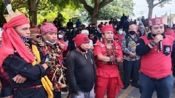 Getting Sharper, Dayak Mass Organizations Ask Edy Mulyadi To Be Sued By Law And Custom