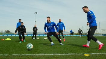 15 Alaves Players And Staff Test Positive For COVID-19