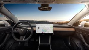 Tesla Mulai Lakukan Pengiriman Mobil Buatan China