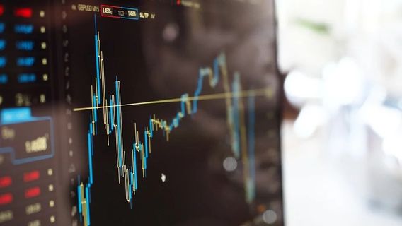 IHSG Akhir Pekan Menguat 0,39 Persen ke Level 4.549,36