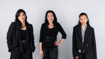 Bukan Satu, 3 Buku Dee Lestari Jadi Serial Orisinal Netflix