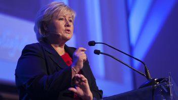 Norway's Prime Minister Erna Solberg Fined By Police Over COVID-19 Restrictions