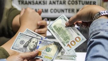 印尼盾继续被美元印刷;裁员威胁和扶贫不是法塔莫尔加纳