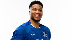 Bintang NBA Giannis Antetokounmpo Bergabung Kelompok Pemilik Tim Wanita Chelsea
