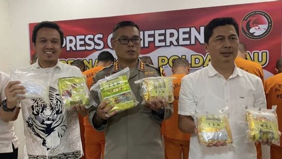 7 suspects portant 31 kg de méthamphétamine au détroit de Malacca arrêtés, révélés utilisant des entrepôts de drogue en Malaisie