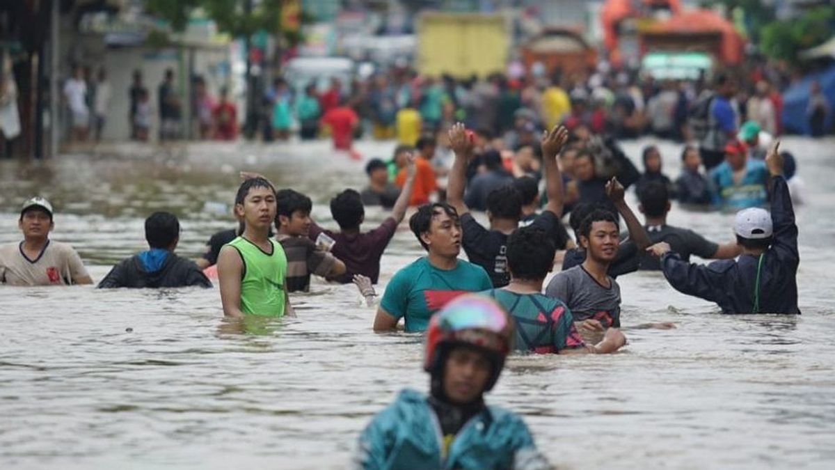 ジャカルタ洪水今日、154人が避難
