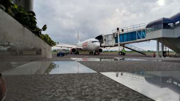 龙目岛机场准备为G20代表团飞机抵达提供服务
