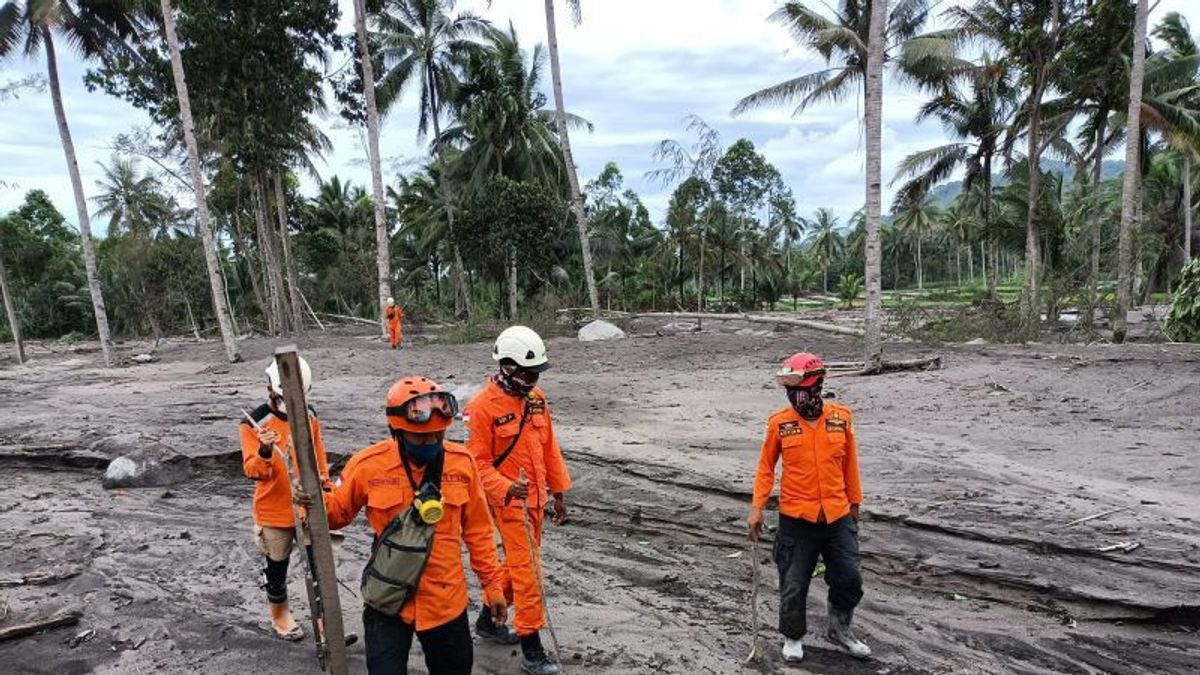 Data Terbaru Korban Erupsi Gunung Semeru: 15 Orang Meninggal, 27 Hilang 