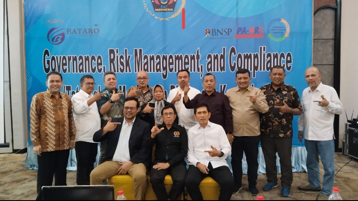 12 Central PWI Management Receives GRCE Certificates, Ready To Manage Risk-Based Organizations