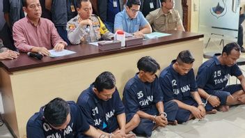 La police de Ringkus Conspiration des voleurs de dizaines de tiangs de banderoles à Semarang