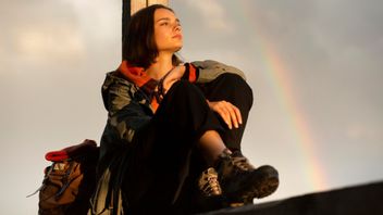 Need Inspiration And Improve Imagination? According To Experts, Self-consisting Can Be Useful To Get It