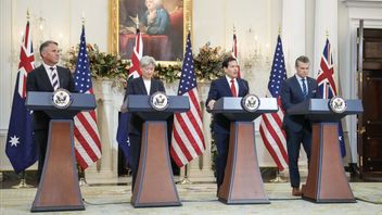 Menlu Rubio Pastikan Kesepakatan Kapal Selam AUKUS Berjalan Lancar
