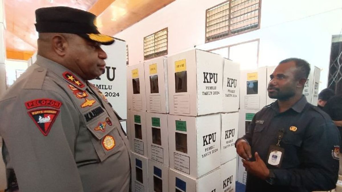 Papuan Police Chief Reviewing Election Logistics Warehouses In Sentani And Jayapura