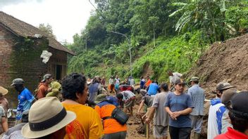 Landslides In Kudus: 2 Affected Houses, Closed Village Road Access