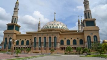 清真寺的演讲者建议唤醒民族主义