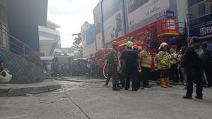 Pasca Kebakaran, Gedung Glodok Plaza Masih Berasap, Polisi Segera Terjunkan Tim Puslabfor