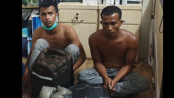 2 Passagers De Citilink Ont été Arrêtés à L’aéroport De Kualanamu Pour Contrebande De 1 Kg De Méthte à Leur Place