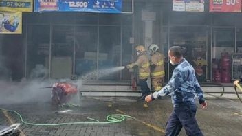 Le Groupe électrogène Indomaret Dans La Zone Du Marché De Rebo A Brûlé, Le Feu Ne Se Propage Pas Dans La Pièce 