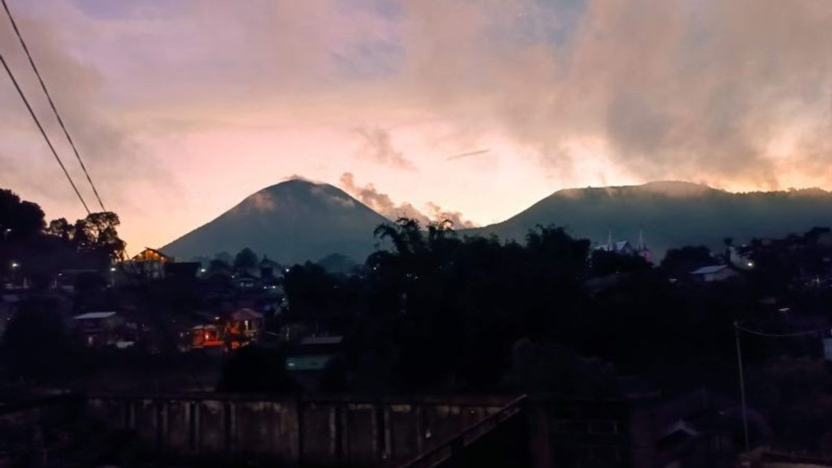 L’Agence géologique a enregistré 314 fois le tremblement de terre volcanique Dangkal sur le mont Lokon Sulut