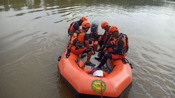 Only Cars Left, Small Razan Is Still Wanted By The SAR Team Along The Musi River
