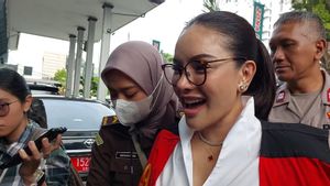 Nikita Mirzani Bantah Cabut Laporan Kasus Wanprestasi Gegara Dibilang Halu