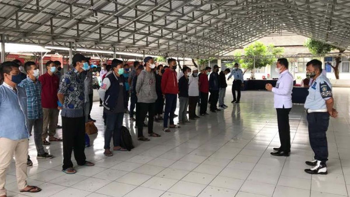 Puluhan Napi Lapas Semarang dapat Asimilasi