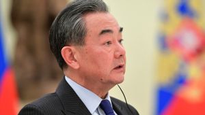  Menlu Wang Yi Sebut Dunia Harus Dukung Transisi di Afghanistan, Taliban Bilang China Bisa Berkontribusi