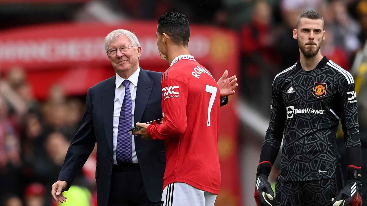 Sir Alex Ferguson Dilarikan ke Rumah Sakit sebelum Kemenangan Manchester United atas Liverpool