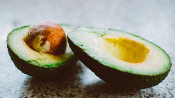 Very Ideal for Maintaining Health, This is a Row of Fruits with Low Sugar