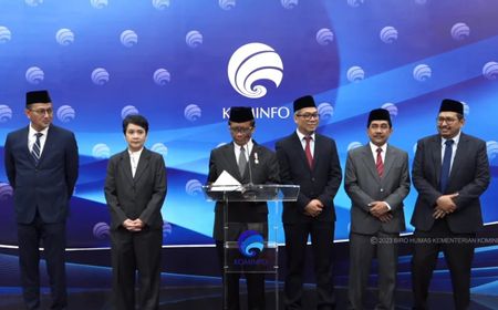 Lantik Empat Pejabat Eselon 1 di Kominfo, Mahfud MD Pastikan Semua Proyek Tetap Berjalan