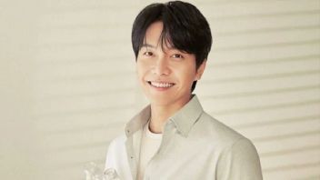 Berita Korea: Lee Seung Gi bantah Rumor Putus Dengan Lee Da In