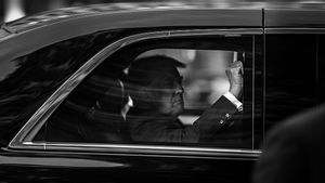 Gedung Putih Bilang Donald Trump Terbuka untuk Dialog dengan Kim Jong Un Tanpa Prasyarat