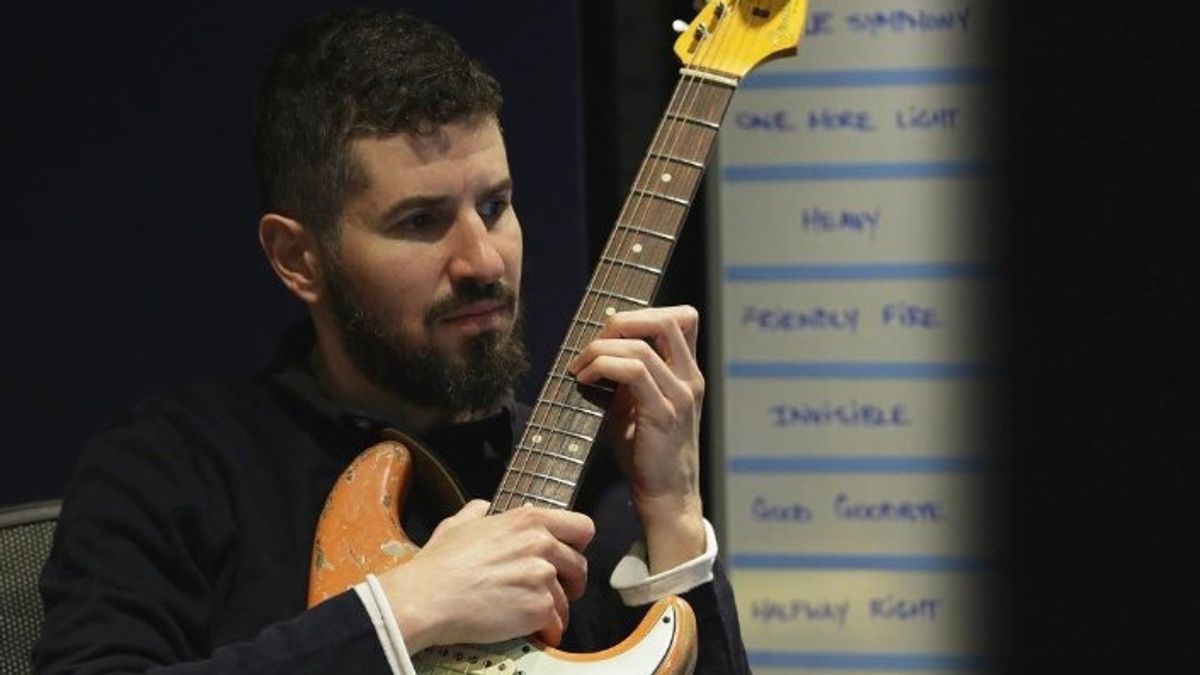 Brad Delson Buka Suara terkait Keputusan Mundur dari Tur Linkin Park