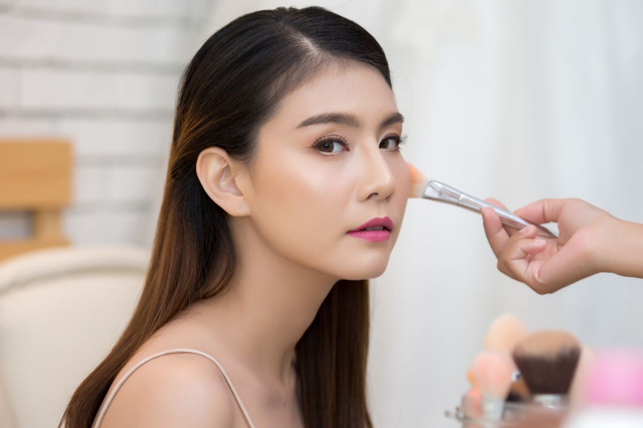 7 conseils pour un maquillage sans défaut pour les débutants, appropriés pour l’apparence naturelle anti-menstruction
