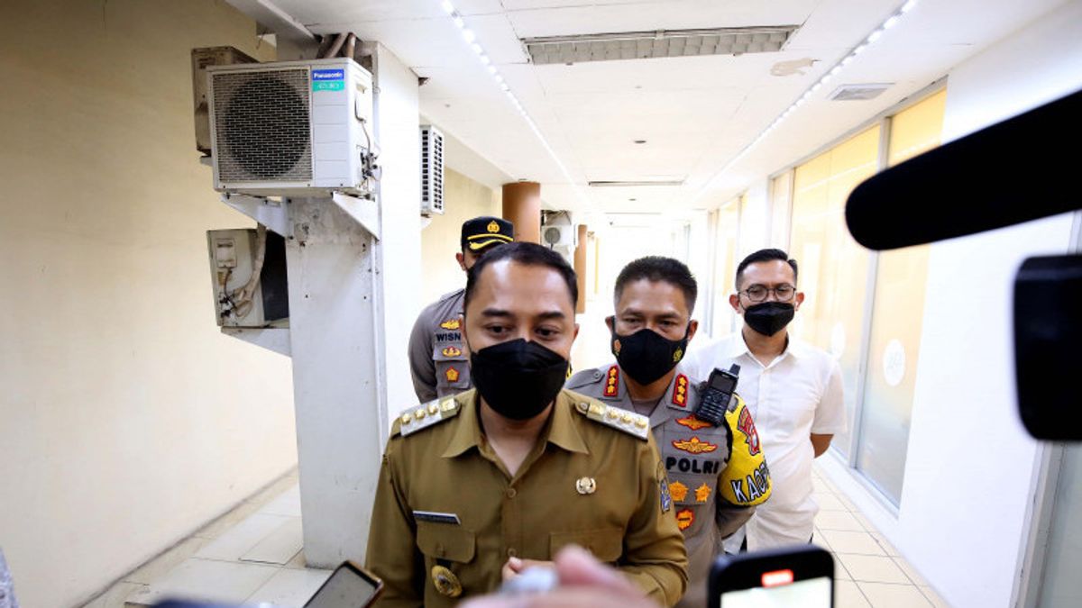 Wali Kota Surabaya Kirim Nakes ke Sidoarjo Bantu Vaksinasi Aglomerasi