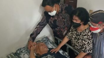 Remy Sylado's Treatment Assisted By Anies Baswedan, Family Says Thank You